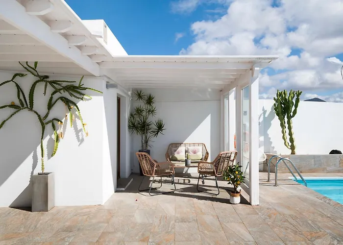 El Ancla فيلة بلايا بلانكا